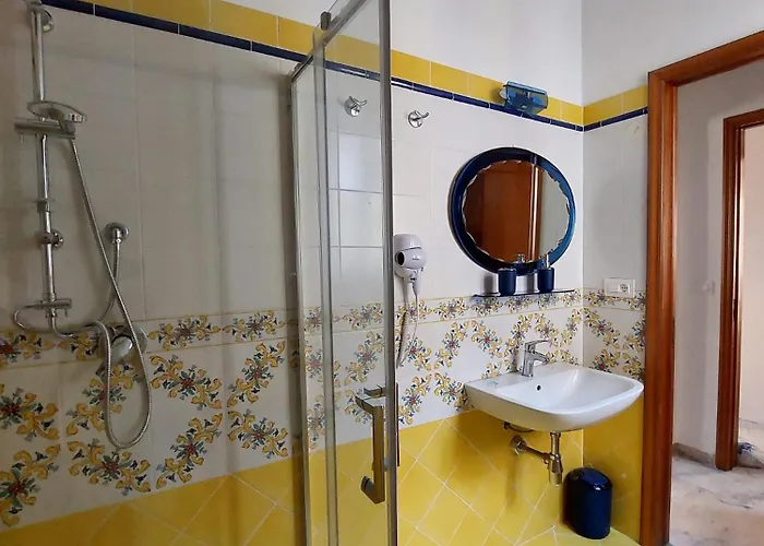 Palazzo Sardanelli Гостевой дом 3*