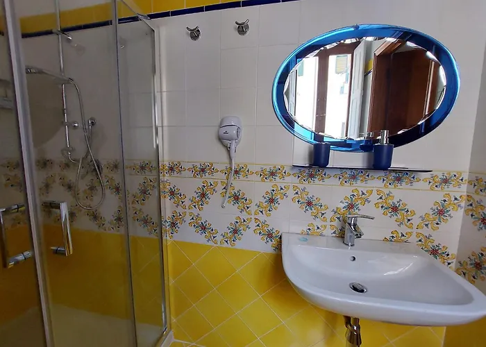 Palazzo Sardanelli Гостевой дом 3*