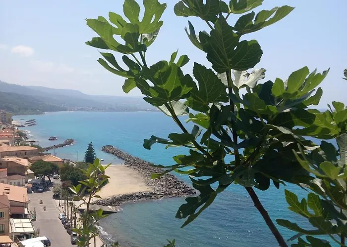 Palazzo Sardanelli Пиццо