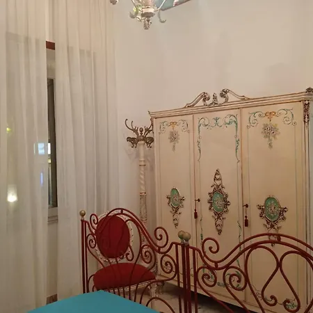 Gasthuis Palazzo Sardanelli Pizzo (Calabria)