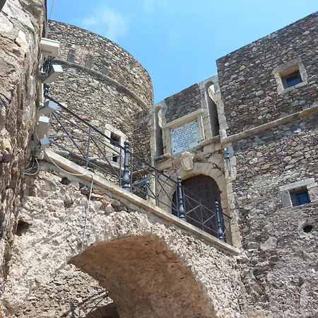 Palazzo Sardanelli 게스트하우스
