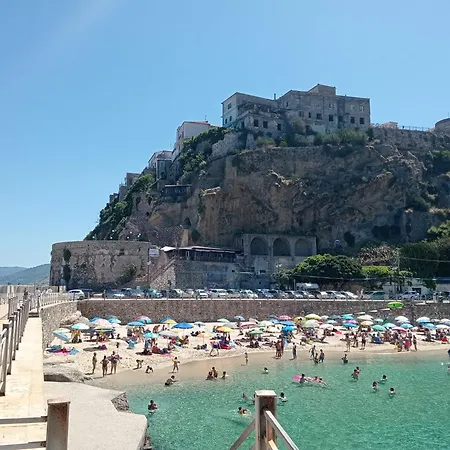 Gasthuis Palazzo Sardanelli Pizzo (Calabria)
